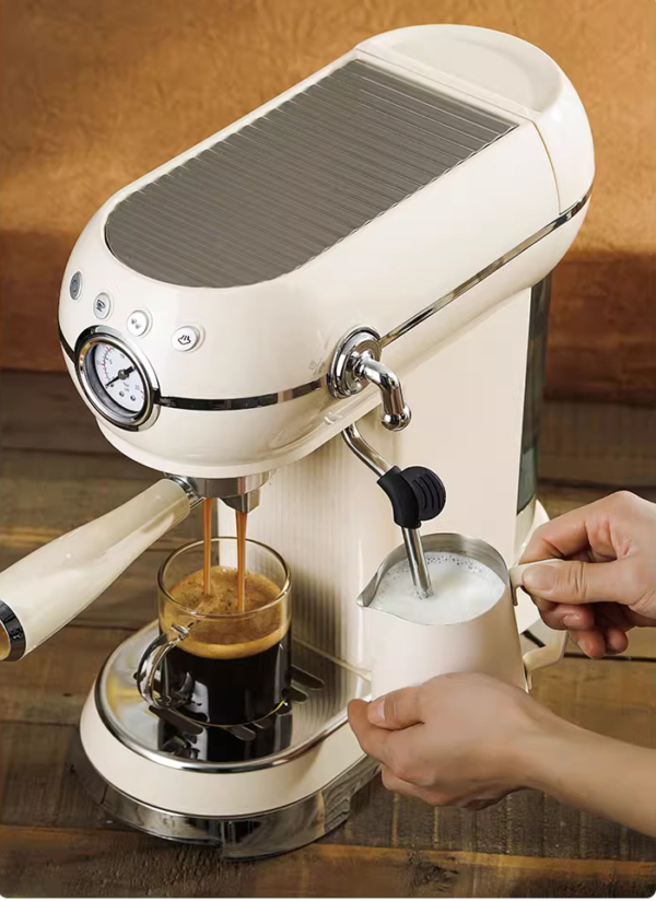 H08ff713bf31447c4b083b974b8c591e0V.png Pump Retro Style Espresso Machine (with Optional Capsule Portafilter)